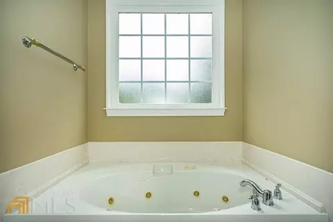 104 Pond View Pt, Lagrange, GA 30240 photo 21