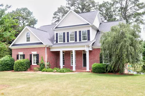 104 Pond View Pt, Lagrange, GA 30240 photo 1