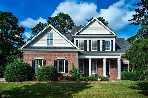 104 Pond View Pt, Lagrange, GA 30240 photo 2