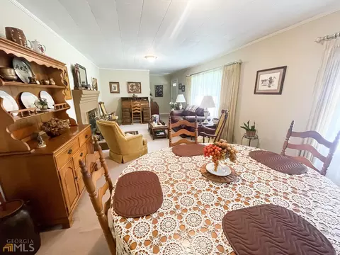 122 N Chilton Cres, Lagrange, GA 30240 photo 5