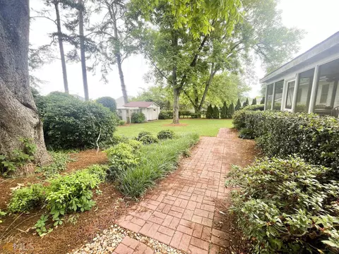122 N Chilton Cres, Lagrange, GA 30240 photo 14