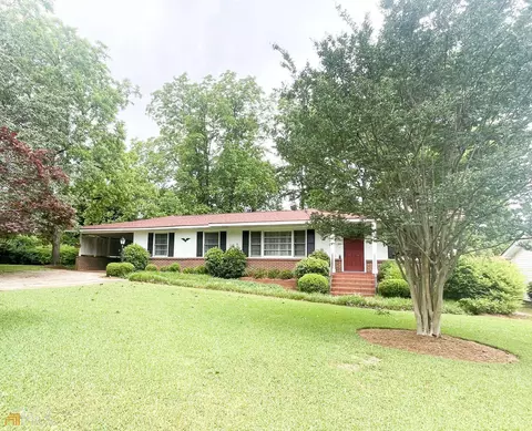 122 N Chilton Cres, Lagrange, GA 30240 photo 1