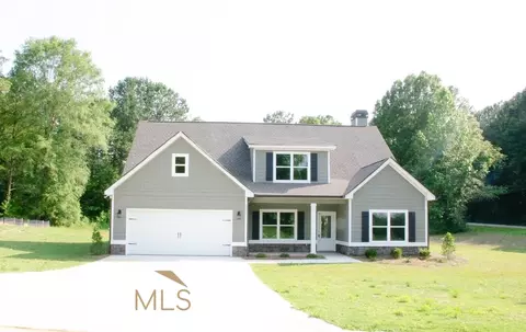 1001 Apalachee Shores Ct, Madison, GA 30650