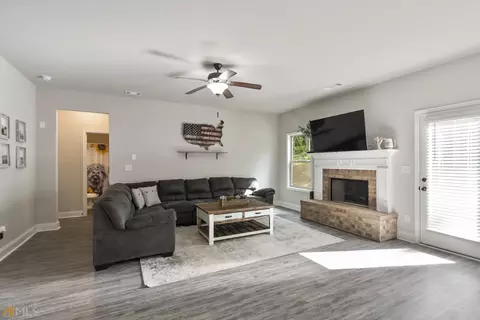 116 Clearwater Dr, Jackson, GA 30233 photo 7