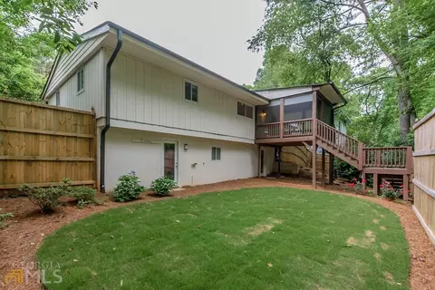 3807 Admiral Dr, Atlanta, GA 30341 photo 7