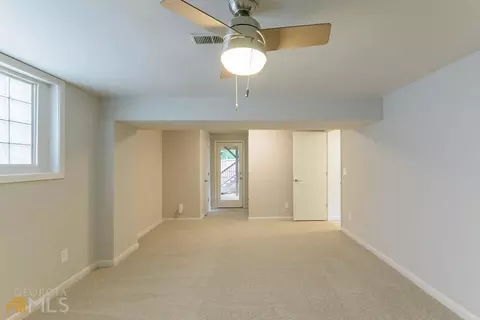 3807 Admiral Dr, Atlanta, GA 30341 photo 16