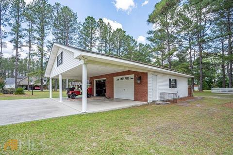 106 Dixie Dr, Springfield, GA 31329 photo 8
