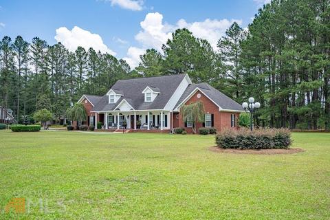 106 Dixie Dr, Springfield, GA 31329 photo 3