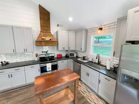 210 Bradley Rd, Jackson, GA 30233 photo 4
