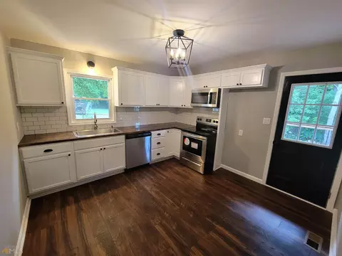 379 Brownlee Rd, Jackson, GA 30233 photo 13
