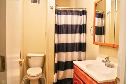 208 Clearview Ct, Lagrange, GA 30241 photo 12