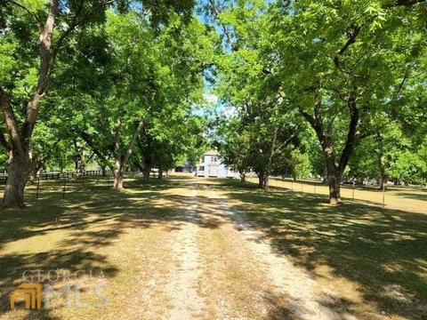 683 Old Milner Rd, Barnesville, GA 30204 photo 4