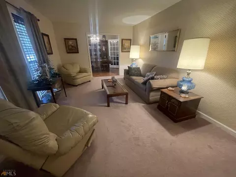 258 E Lakeview Dr, Lagrange, GA 30240 photo 4