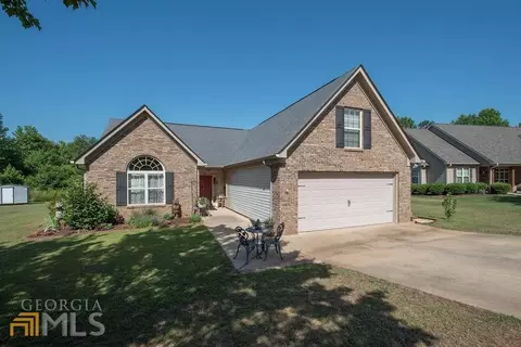 309 Perimeter Dr, Lagrange, GA 30240 photo 2