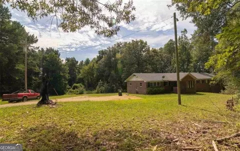 6640 E Stubbs Rd, Atlanta, GA 30349