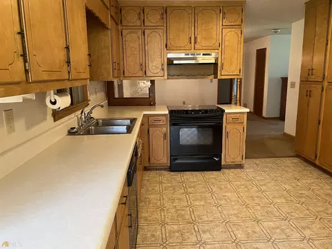 75 Bruce Ln, Covington, GA 30014 photo 9