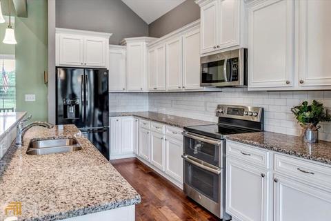 124 Stonegate Trl, Perry, GA 31069 photo 12