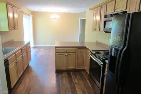 304 Northwood Dr, Lagrange, GA 30241 photo 3