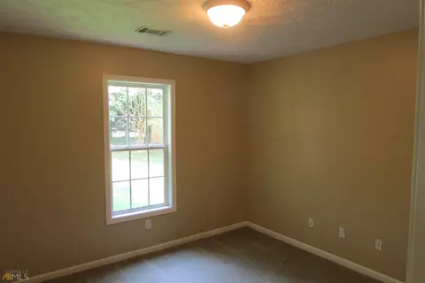 304 Northwood Dr, Lagrange, GA 30241 photo 7