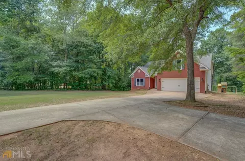 235 Falls Xing, Covington, GA 30016 photo 2