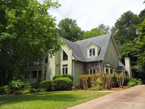 111 Lismore Dr, Lagrange, GA 30240 photo 1