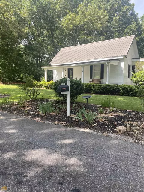 84 Pine St, Williamson, GA 30292 photo 1