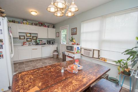 59 Pine Grove Dr, Lagrange, GA 30241 photo 5