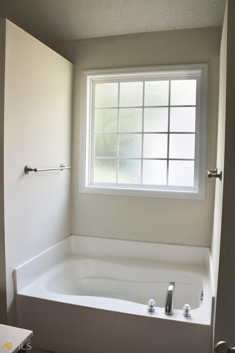 406 Nashua Dr, Lagrange, GA 30241 photo 9