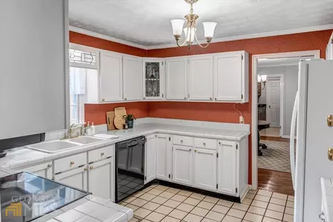 1105 Merrill Dr, Dublin, GA 31021 photo 10