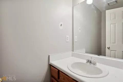 307 Regal Way E, Mcdonough, GA 30253 photo 4