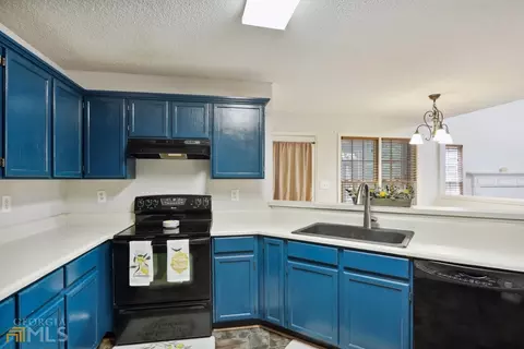 307 Regal Way E, Mcdonough, GA 30253 photo 6
