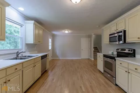 2932 Tree Top Rd, Dacula, GA 30019 photo 8