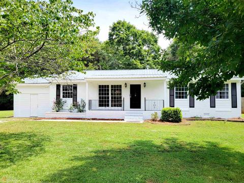 306 Nunn St, Commerce, GA 30529 photo 1
