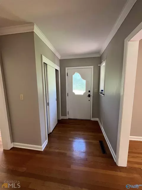 216 Iris Dr, Centre, AL 35960 photo 5