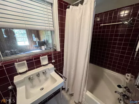 216 Iris Dr, Centre, AL 35960 photo 12