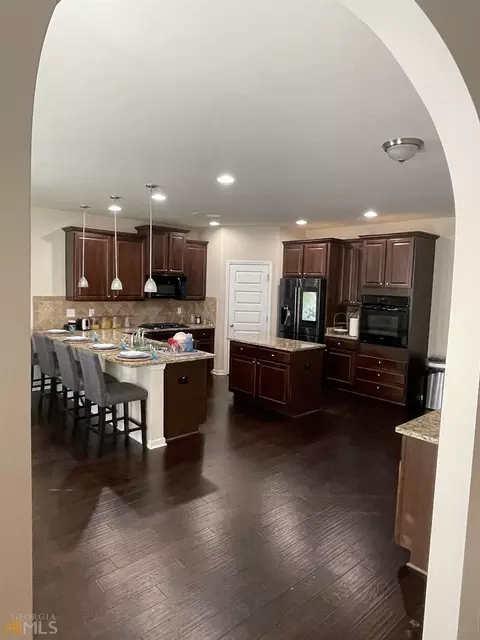 564 Oakville Trl, Hampton, GA 30228 photo 7