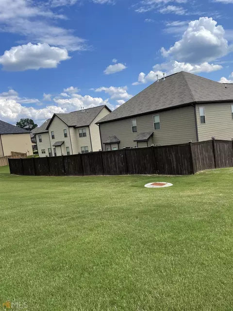564 Oakville Trl, Hampton, GA 30228 photo 4