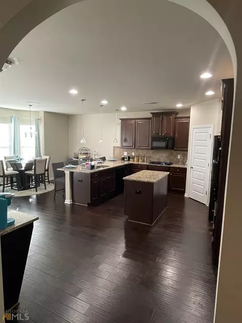 564 Oakville Trl, Hampton, GA 30228 photo 6
