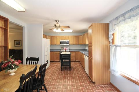 111 Parker Rd, Covington, GA 30014 photo 12