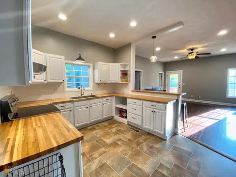 520 S Lee St, Lagrange, GA 30240 photo 9