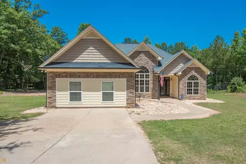 115 Maple Ridge Ct, Barnesville, GA 30204 photo 1