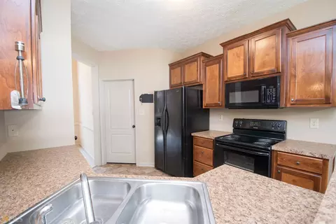 115 Maple Ridge Ct, Barnesville, GA 30204 photo 19