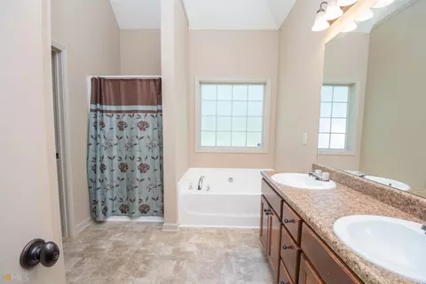 115 Maple Ridge Ct, Barnesville, GA 30204 photo 25