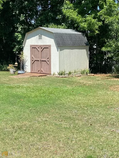 88 Richmond Dr, Lagrange, GA 30240 photo 8