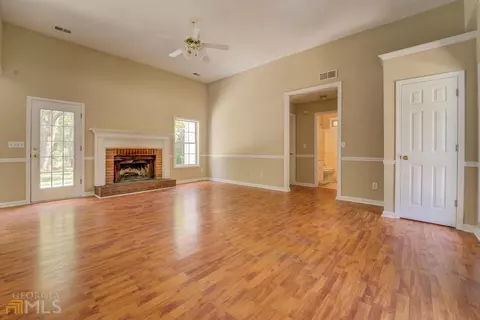 3034 Fairview Rd, Covington, GA 30016 photo 8