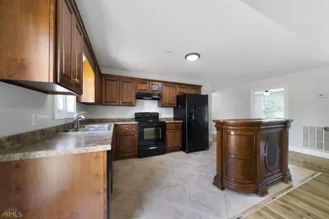 245 Davis Dr, Calhoun, GA 30701 photo 5