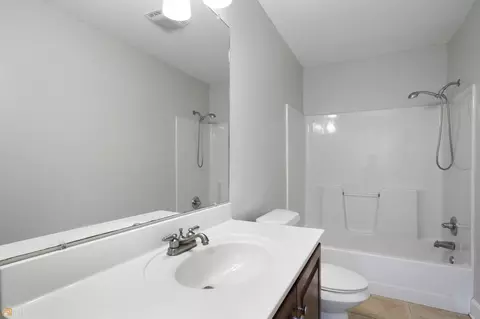 245 Davis Dr, Calhoun, GA 30701 photo 11