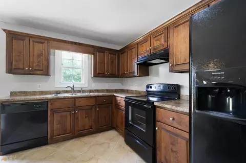 245 Davis Dr, Calhoun, GA 30701 photo 6