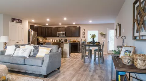 714 Clydes Way, Jackson, GA 30233 photo 2