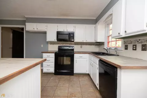 198 E Potts Rd, Lagrange, GA 30240 photo 18